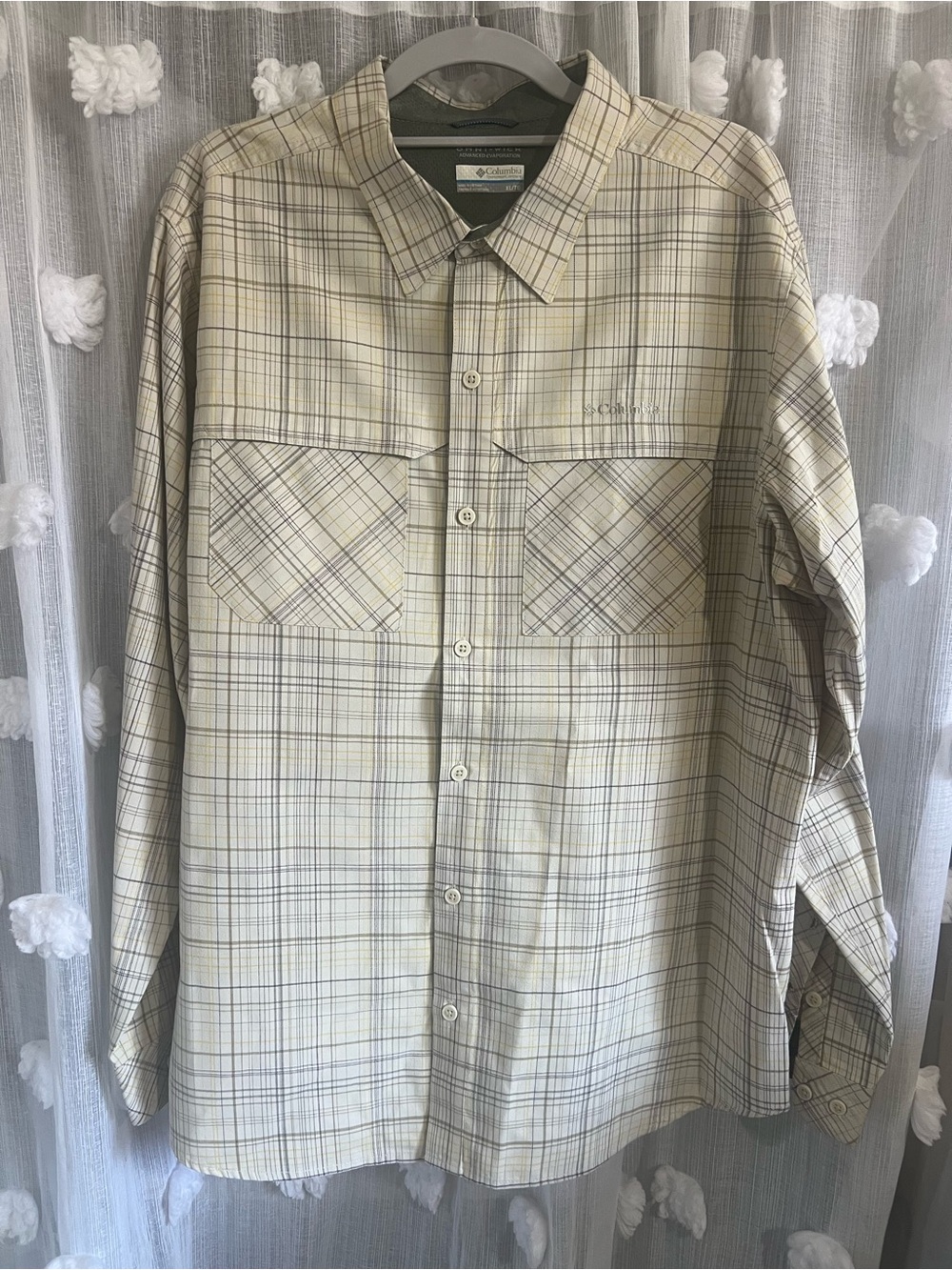Columbia Omni-wick Beige Plaid Long-Sleeve Button-Down Shirt